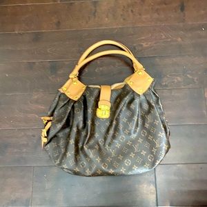 Louis Vuitton bag
